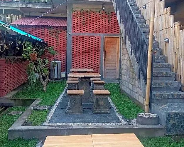 Hostal O Tulasi Near Monkey Forest